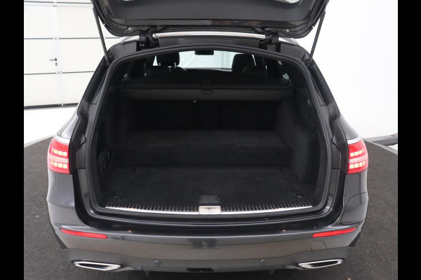 Mercedes-Benz E-Klasse 300e Business Solution AMG | Panoramadak | Burmester | Trekhaak | Head-Up | 360 Camera | Memory | Nappaleder | Matrix LED | Stoelverwarming | Widescreen | PHEV | Plug In