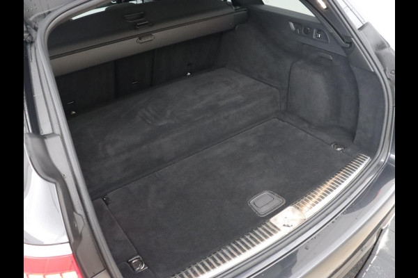 Mercedes-Benz E-Klasse 300e Business Solution AMG | Panoramadak | Burmester | Trekhaak | Head-Up | 360 Camera | Memory | Nappaleder | Matrix LED | Stoelverwarming | Widescreen | PHEV | Plug In