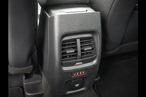 Ford Kuga 2.5 Titanium X PHEV Plug-In Hybrid Camera | B&O Audio | Stoel- & Stuurverwarming | Elektrische Kofferbak | Rijklaar met 12 mnd BOVAG Garantie