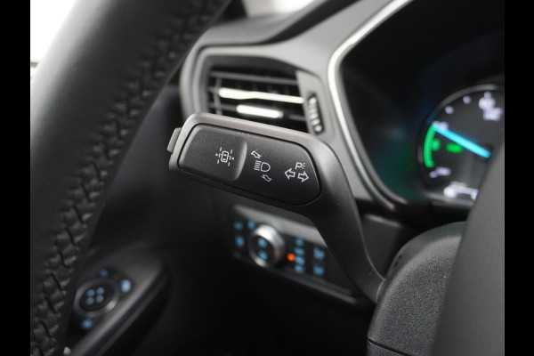 Ford Kuga 2.5 Titanium X PHEV Plug-In Hybrid Camera | B&O Audio | Stoel- & Stuurverwarming | Elektrische Kofferbak | Rijklaar met 12 mnd BOVAG Garantie