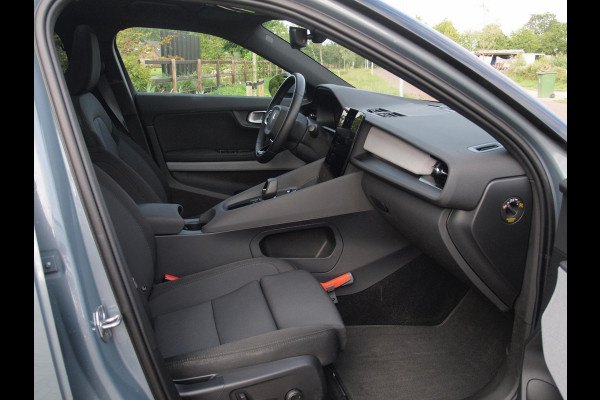 Polestar 2 Long Range Dual Motor Launch Edition 78kWh | Panoramadak | Camera | Harman Kardon | Trekhaak | Apple Carplay |
