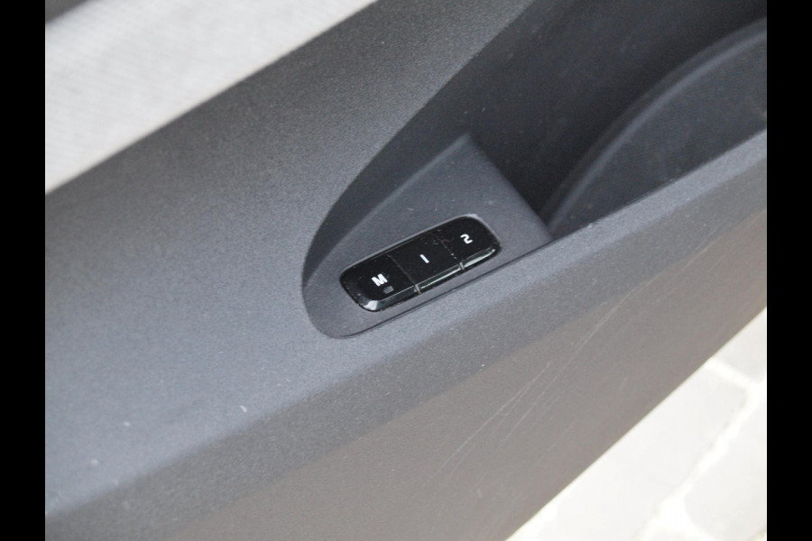 Polestar 2 Long Range Dual Motor Launch Edition 78kWh | Panoramadak | Camera | Harman Kardon | Trekhaak | Apple Carplay |