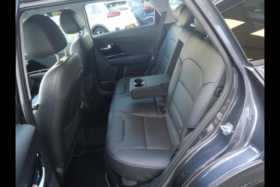 Kia Niro 1.6 GDi Hybrid BusinessLine | Trekhaak | Stoel/Stuur verwarming |