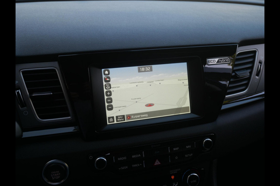 Kia Niro 1.6 GDi Hybrid BusinessLine | Trekhaak | Stoel/Stuur verwarming |