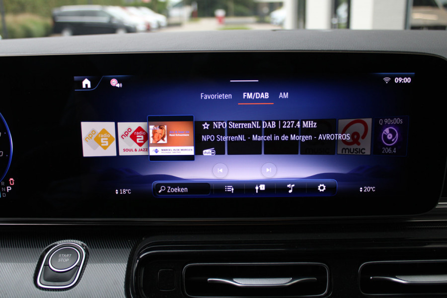 Mercedes-Benz Eqv 300 L2 / New Model / 7-Persoons / Led / Camera / Distronic / NIEUWSTAAT