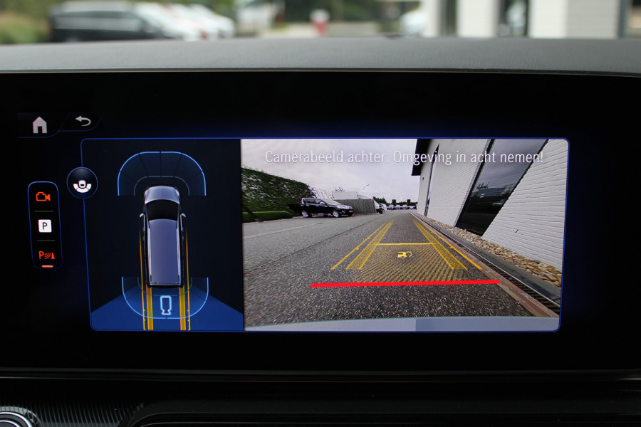 Mercedes-Benz Eqv 300 L2 / New Model / 7-Persoons / Led / Camera / Distronic / NIEUWSTAAT