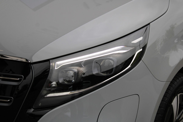 Mercedes-Benz Eqv 300 L2 / New Model / 7-Persoons / Led / Camera / Distronic / NIEUWSTAAT