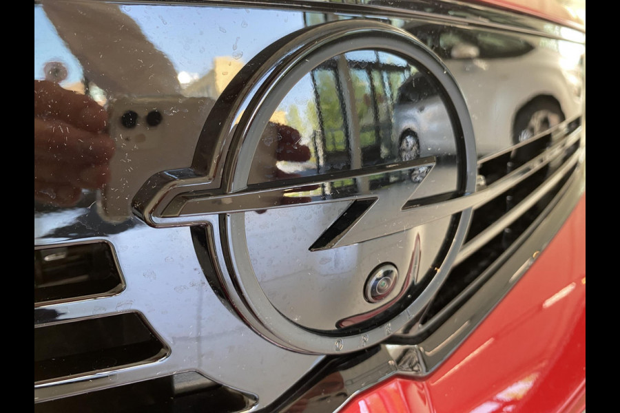 Opel Astra 1.6 TURBO Hybrid 180pk Level 4 (GS) Opel Astra 1.6 TURBO  Hybrid 180pk | Ultimate | Navigatie | Head-up Display | 360° Camera |  Panorama Schuif/kantel dak | Winter Pack | 7,4 kW boordlader |