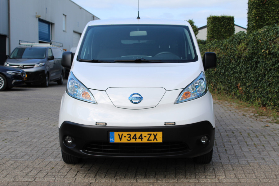 Nissan E-NV200 Optima 40 kWh ✓ snellader ✓ 1e eigenaar ✓  koopaccu ✓ kasten inbouw