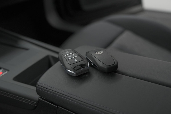 Peugeot 408 PureTech Allure 130 EAT8 | 360 Camera | RGR Comfortstoelen | Adaptieve Cruise Control | Apple Carplay | Pack Winter