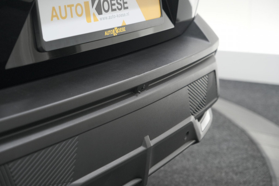 Peugeot 408 PureTech Allure 130 EAT8 | 360 Camera | RGR Comfortstoelen | Adaptieve Cruise Control | Apple Carplay | Pack Winter
