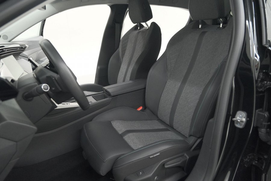 Peugeot 408 PureTech Allure 130 EAT8 | 360 Camera | RGR Comfortstoelen | Adaptieve Cruise Control | Apple Carplay | Pack Winter