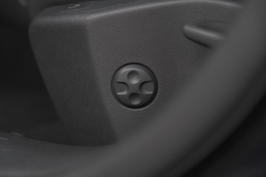 Peugeot 408 PureTech Allure 130 EAT8 | 360 Camera | RGR Comfortstoelen | Adaptieve Cruise Control | Apple Carplay | Pack Winter