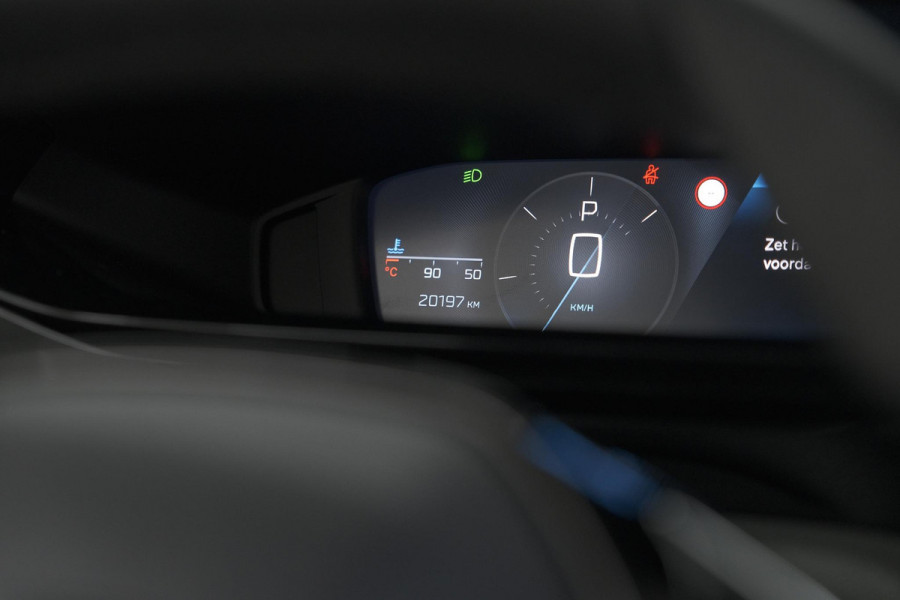 Peugeot 408 PureTech Allure 130 EAT8 | 360 Camera | RGR Comfortstoelen | Adaptieve Cruise Control | Apple Carplay | Pack Winter