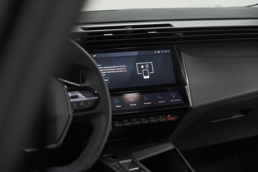 Peugeot 408 PureTech Allure 130 EAT8 | 360 Camera | RGR Comfortstoelen | Adaptieve Cruise Control | Apple Carplay | Pack Winter