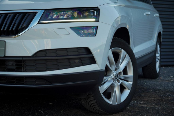 Škoda Karoq 1.5 TSI ACT Style Business / Pano / Trekhaak / Adaptive Cruise