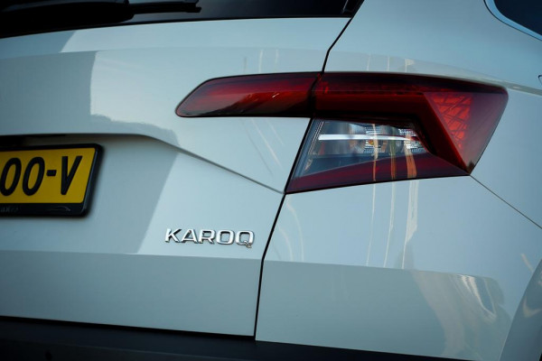 Škoda Karoq 1.5 TSI ACT Style Business / Pano / Trekhaak / Adaptive Cruise