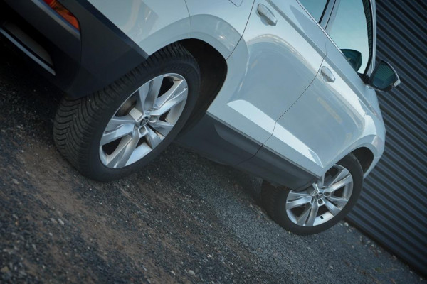 Škoda Karoq 1.5 TSI ACT Style Business / Pano / Trekhaak / Adaptive Cruise