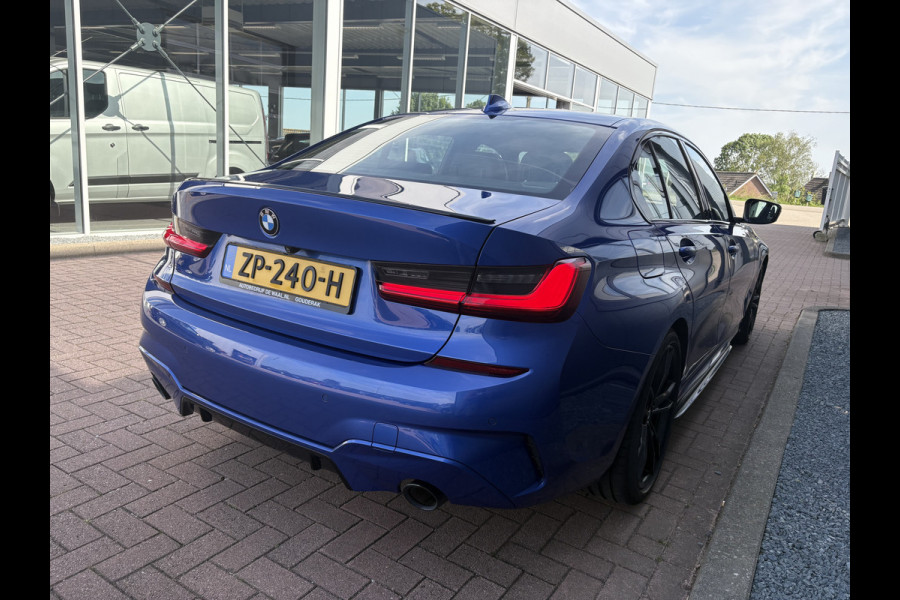 BMW 3-serie 330i M-Sport 260pk Automaat High Exec.Edition SCHUIFDAK/HARMANKARDON/LEDER/360CAMERA/HUD/19INCH