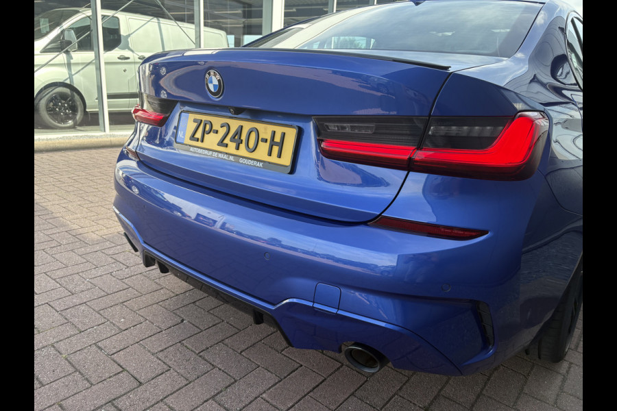 BMW 3-serie 330i M-Sport 260pk Automaat High Exec.Edition SCHUIFDAK/HARMANKARDON/LEDER/360CAMERA/HUD/19INCH