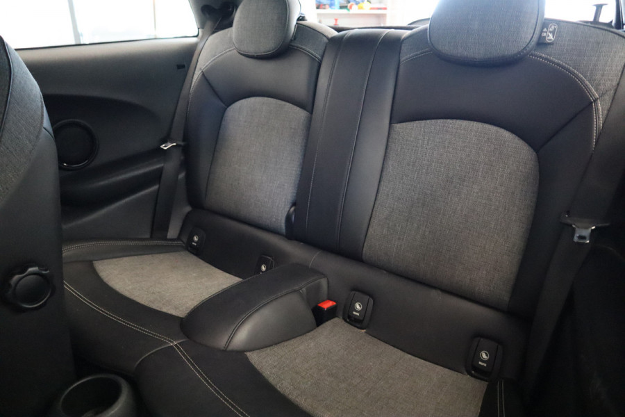 MINI Mini 1.5 Cooper JCW King's Cross Navigatie CruiseControl