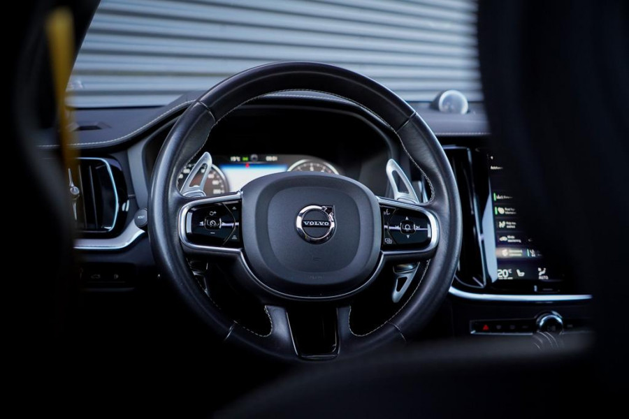 Volvo V60 2.0 T8 Twin Engine AWD Polestar 405 PK / Bowers&Wilkins / HEICO / Pano / Adaptive Cruise / Trekhaak