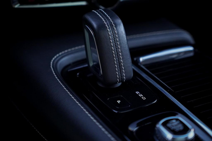 Volvo V60 2.0 T8 Twin Engine AWD Polestar 405 PK / Bowers&Wilkins / HEICO / Pano / Adaptive Cruise / Trekhaak