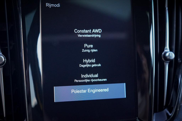 Volvo V60 2.0 T8 Twin Engine AWD Polestar 405 PK / Bowers&Wilkins / HEICO / Pano / Adaptive Cruise / Trekhaak