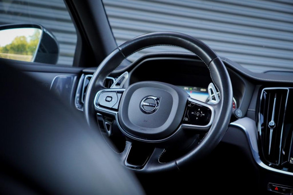 Volvo V60 2.0 T8 Twin Engine AWD Polestar 405 PK / Bowers&Wilkins / HEICO / Pano / Adaptive Cruise / Trekhaak
