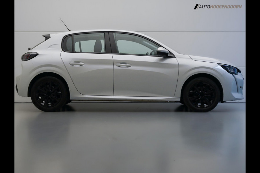 Peugeot 208 1.2 PureTech Allure 100pk (APPLE CARPLAY,LED,STOELVERWARMING,NAVIGATIE,SPORTSTOELEN,CRUISE,LM-VELGEN,NIEUWE APK)
