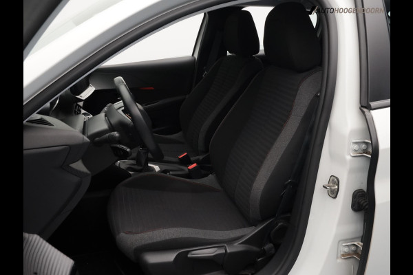Peugeot 208 1.2 PureTech Allure 100pk (APPLE CARPLAY,LED,STOELVERWARMING,NAVIGATIE,SPORTSTOELEN,CRUISE,LM-VELGEN,NIEUWE APK)