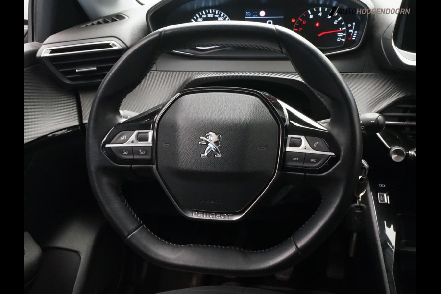 Peugeot 208 1.2 PureTech Allure 100pk (APPLE CARPLAY,LED,STOELVERWARMING,NAVIGATIE,SPORTSTOELEN,CRUISE,LM-VELGEN,NIEUWE APK)