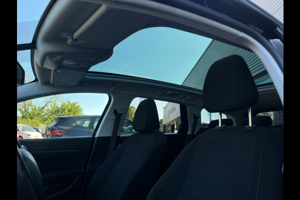Peugeot 308 SW 1.2 PureTech Blue Executive, Airco, Pano, Bluetooth, Navi, PDC