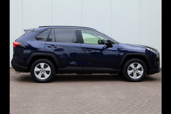 Toyota RAV4 2.5 Hybrid Active | Parkeersensoren | Stoelverwarming | Trekhaak Toyota RAV4 2.5 Hybrid Active | Parkeersensoren | Stoelverwarming | Trekhaak