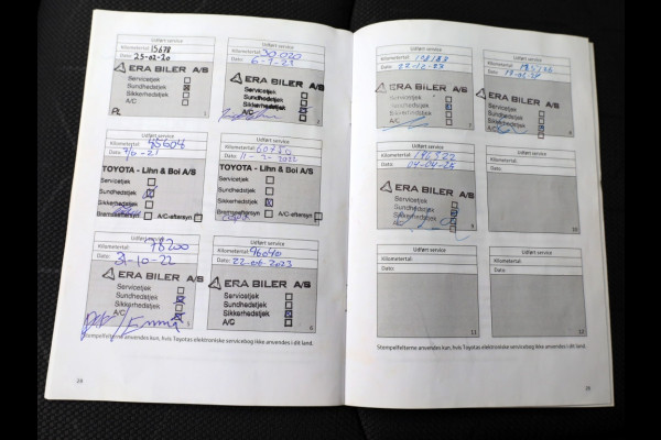 Toyota RAV4 2.5 Hybrid Active | Parkeersensoren | Stoelverwarming | Trekhaak Toyota RAV4 2.5 Hybrid Active | Parkeersensoren | Stoelverwarming | Trekhaak