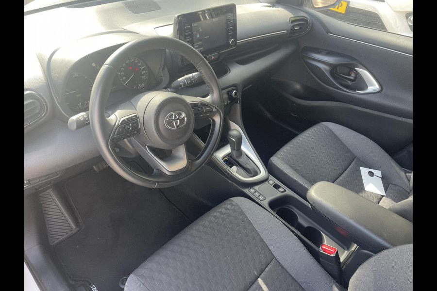 Toyota Yaris 1.5 Hybrid Active | Apple Carplay & Android Auto | Parkeersensoren | Adap.Cruise Control | Dealer onderhouden | 1e eigenaar