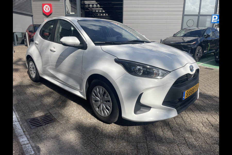 Toyota Yaris 1.5 Hybrid Active | Apple Carplay & Android Auto | Parkeersensoren | Adap.Cruise Control | Dealer onderhouden | 1e eigenaar