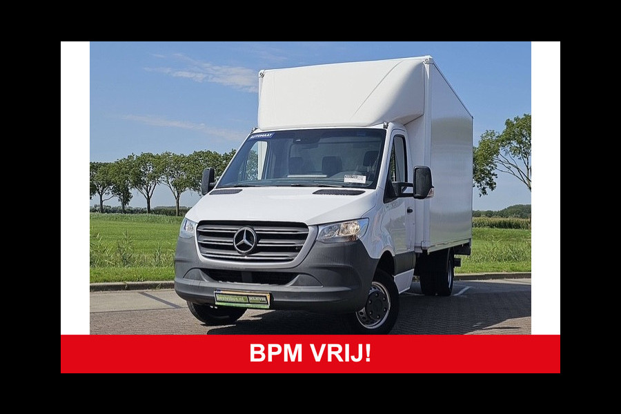 Mercedes-Benz Sprinter 516 CDI Bakwagen Laadklep Mbux 10 Cruise Airco EURO6