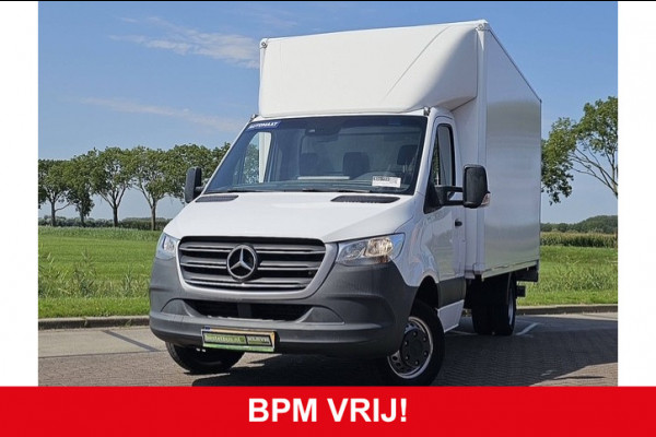 Mercedes-Benz Sprinter 516 CDI Bakwagen Laadklep Mbux 10 Cruise Airco EURO6