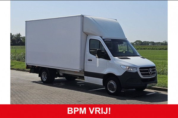 Mercedes-Benz Sprinter 516 CDI Bakwagen Laadklep Mbux 10 Cruise Airco EURO6