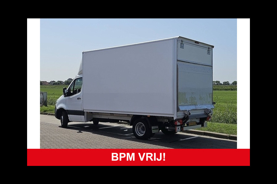 Mercedes-Benz Sprinter 516 CDI Bakwagen Laadklep Mbux 10 Cruise Airco EURO6