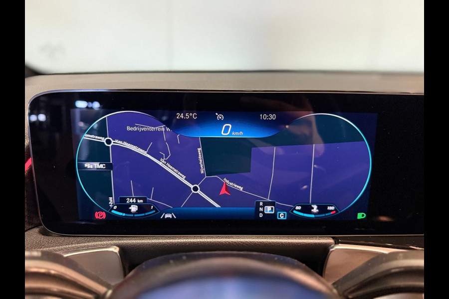 Mercedes-Benz Glb 200 Business Solution AMG STYLING-PANORAMA-MEMORY-NIGHT-MULTIBEAM-COMPLEET