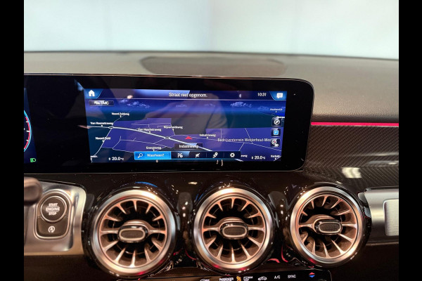 Mercedes-Benz Glb 200 Business Solution AMG STYLING-PANORAMA-MEMORY-NIGHT-MULTIBEAM-COMPLEET