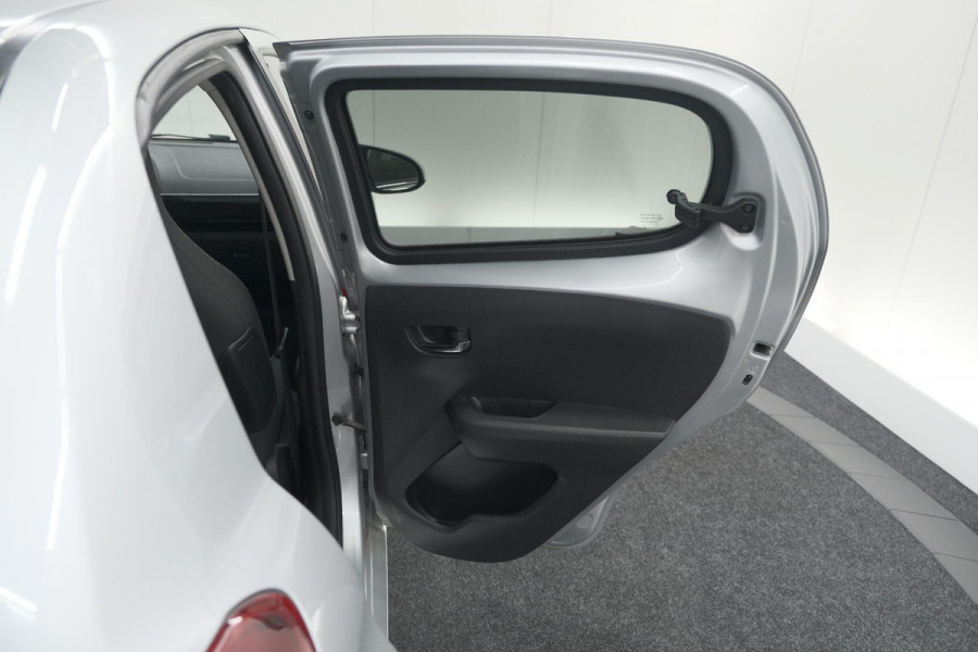 Peugeot 108 1.0 e-VTi Allure | Unieke Kilometerstand | Camera | Climate Control | 5 Deurs