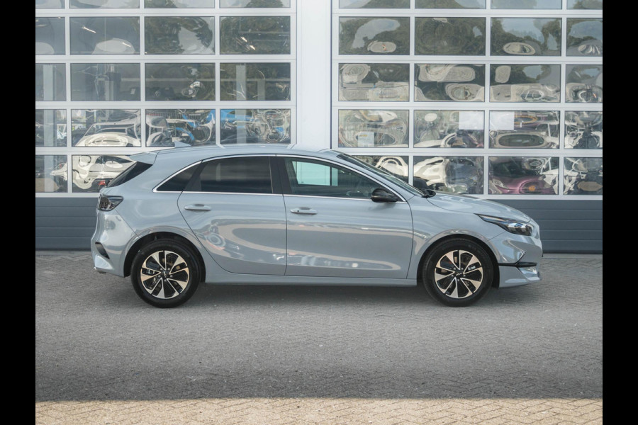 Kia Ceed 1.0 T-GDi MHEV Design Edition | Uit voorraad leverbaar| Camera | Apple Carplay | Adapt. Cruise | Stoel & Stuur Verwarming | Navi | Keyless