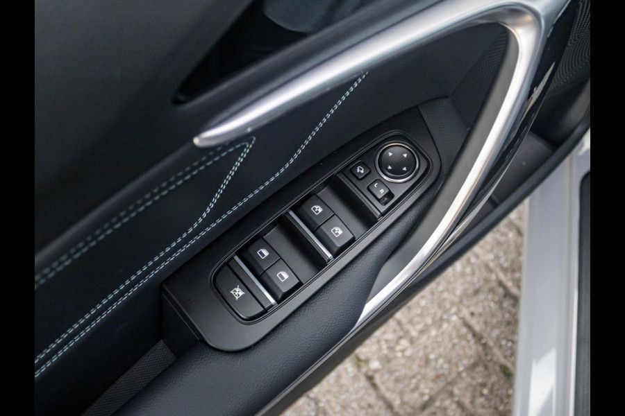 Kia Ceed 1.0 T-GDi MHEV Design Edition | Uit voorraad leverbaar| Camera | Apple Carplay | Adapt. Cruise | Stoel & Stuur Verwarming | Navi | Keyless