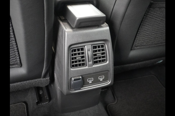 Renault Captur Techno Plug-in Hybride | Camera | Navi | Complete nette auto | Rijklaar met 12 mnd BOVAG garantie