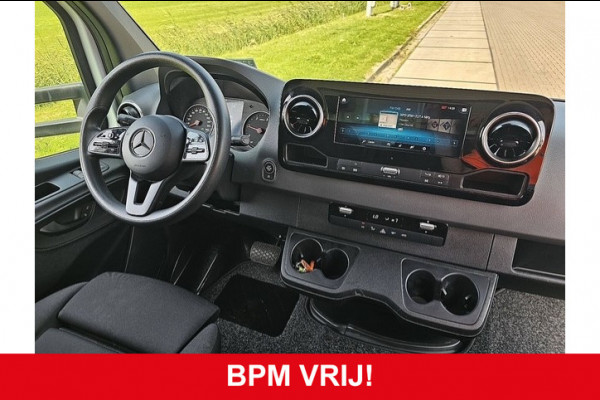 Mercedes-Benz Sprinter 516 CDI Bakwagen Laadklep Mbux 10 Cruise Airco EURO6