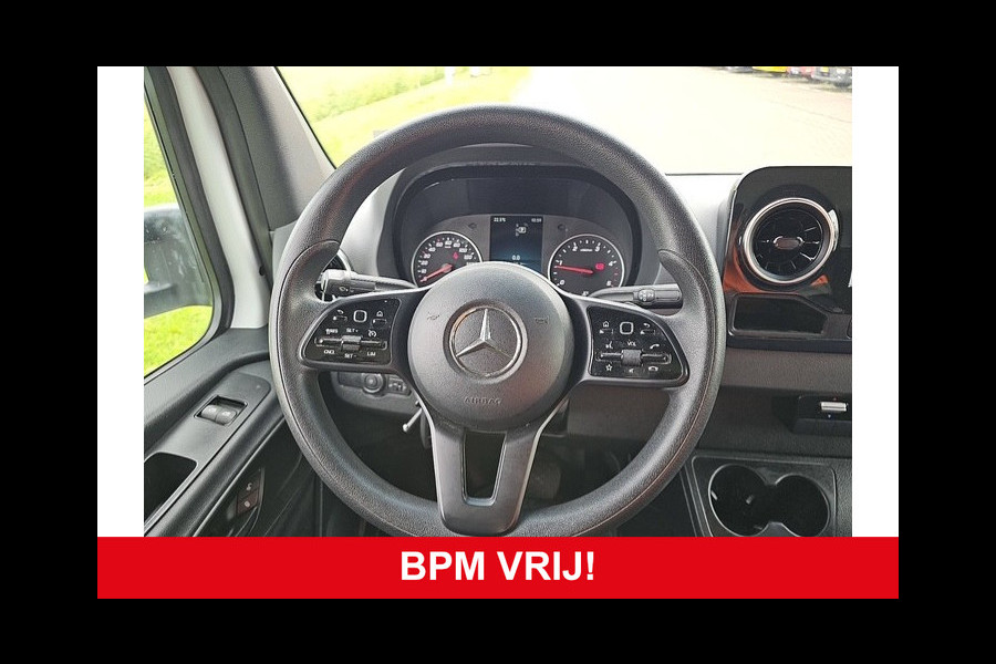 Mercedes-Benz Sprinter 516 Bakwagen Laadklep Mbux 10 Cruise Airco EURO6
