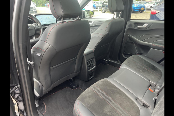 Ford Kuga 2.5 FHEV ST-Line X 190pk | Driver Assistance Pack | Winterpack | Panoramadak | Technology Pack | Geen Stekker nodig | All Season banden